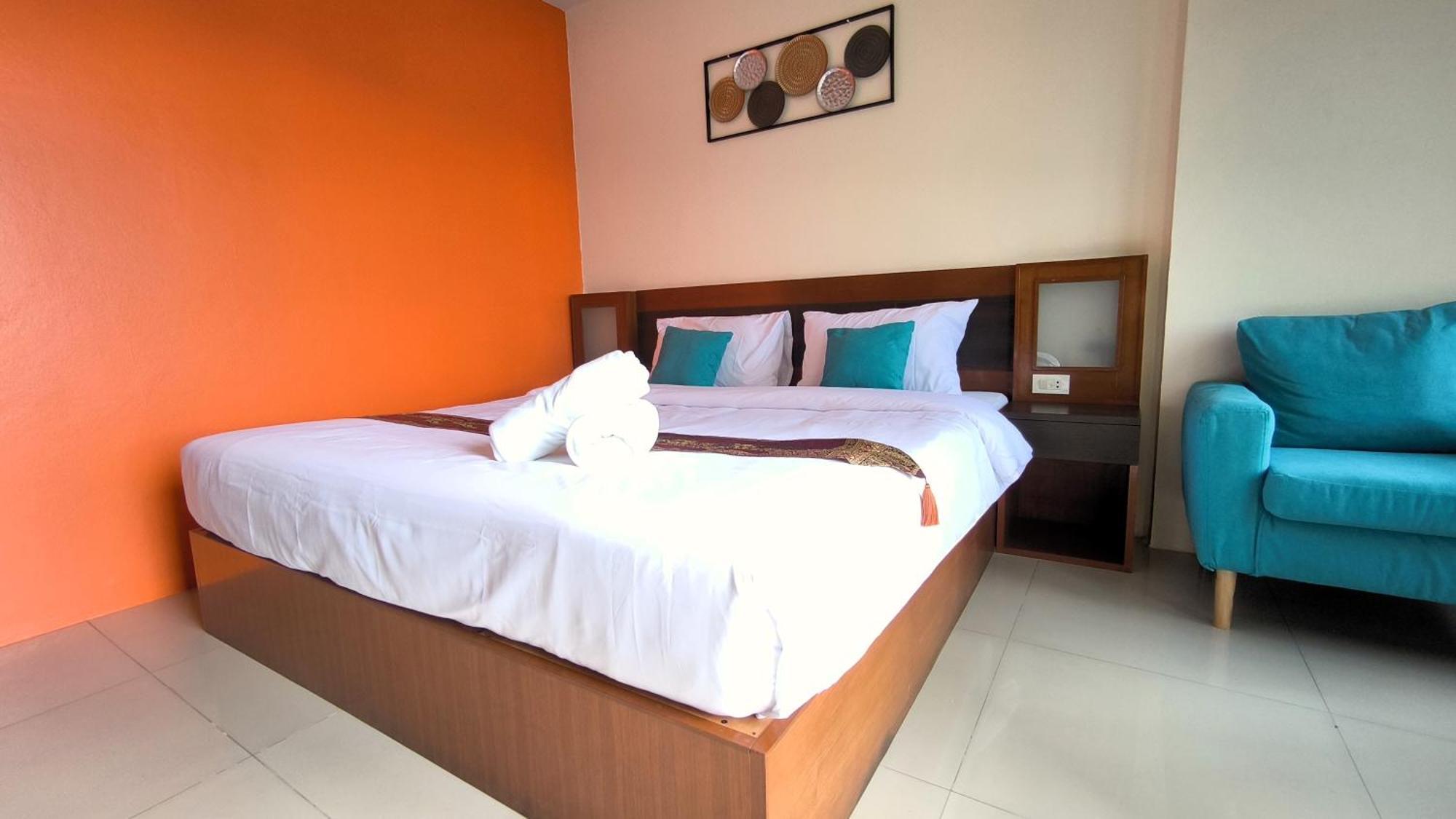 Lucky Buako Hotel Patong Dış mekan fotoğraf